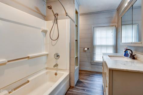 258 Kingsboro Avenue Gloversville NY 12078