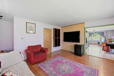 34 Mountainview Avenue Albany NY 12208