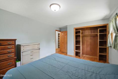 34 Mountainview Avenue Albany NY 12208