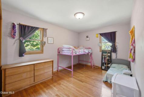 34 Mountainview Avenue Albany NY 12208