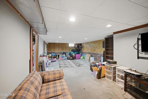 34 Mountainview Avenue Albany NY 12208