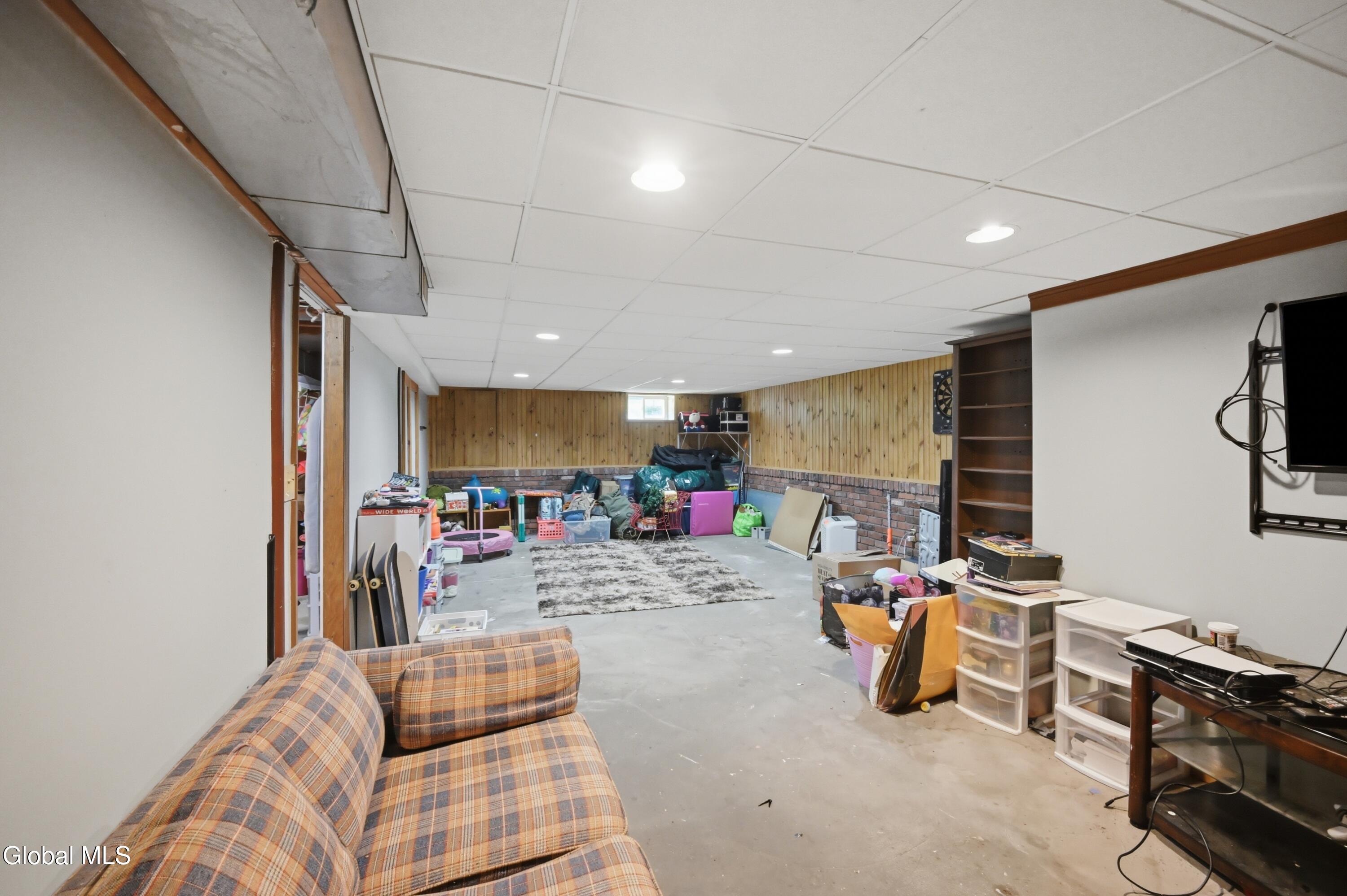 34 Mountainview Avenue Albany NY 12208