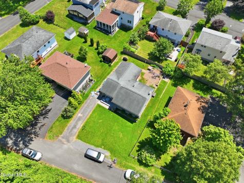 34 Mountainview Avenue Albany NY 12208
