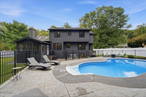 18 Orchard Park Drive Clifton Park NY 12065