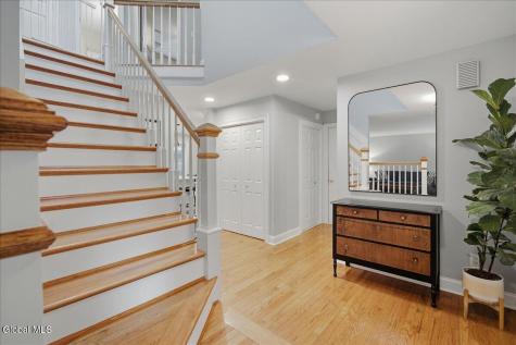 18 Orchard Park Drive Clifton Park NY 12065