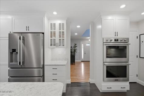 18 Orchard Park Drive Clifton Park NY 12065