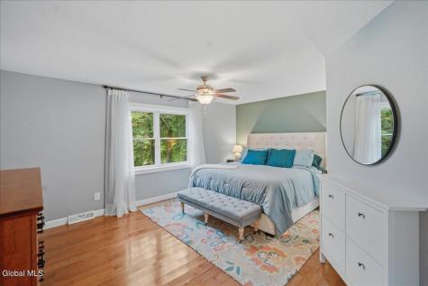 18 Orchard Park Drive Clifton Park NY 12065
