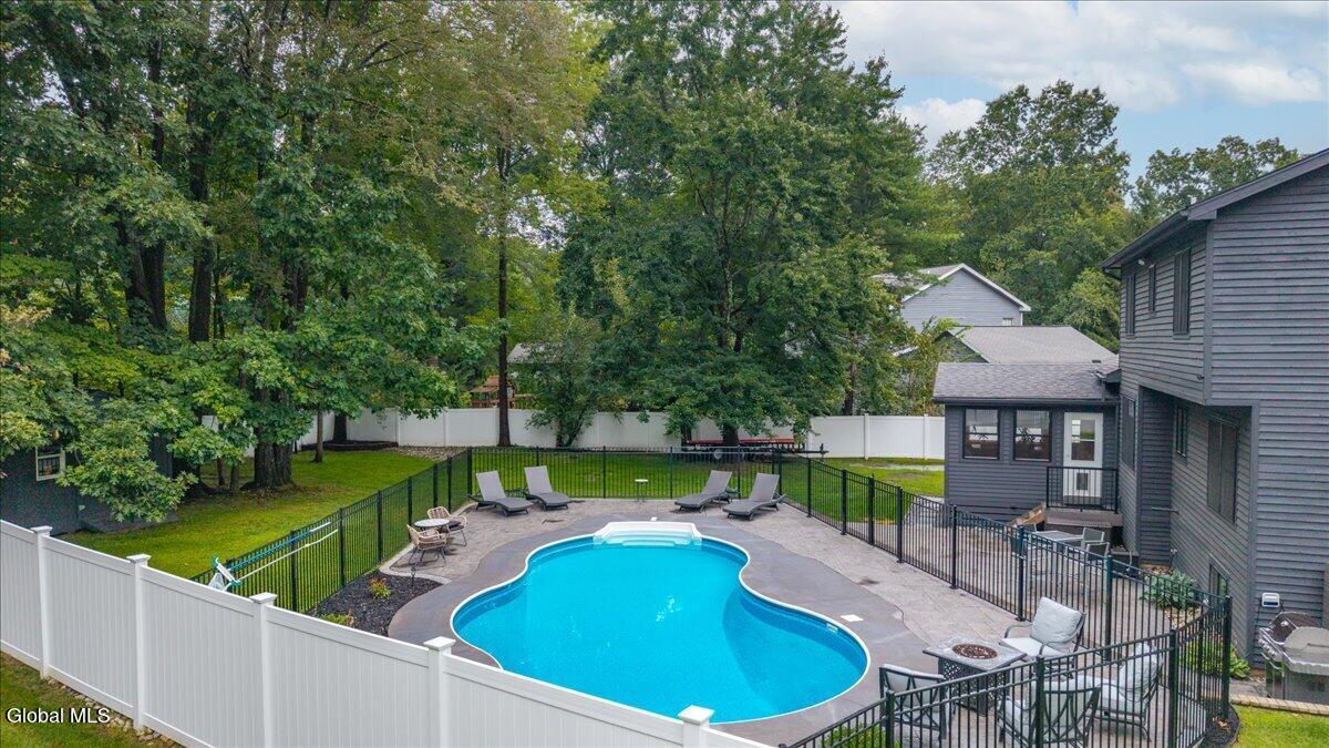 18 Orchard Park Drive Clifton Park NY 12065