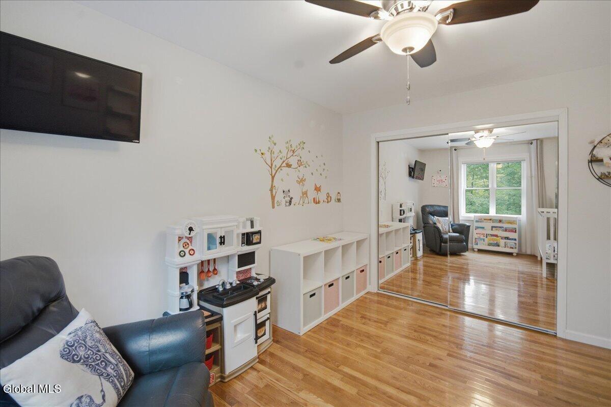 18 Orchard Park Drive Clifton Park NY 12065