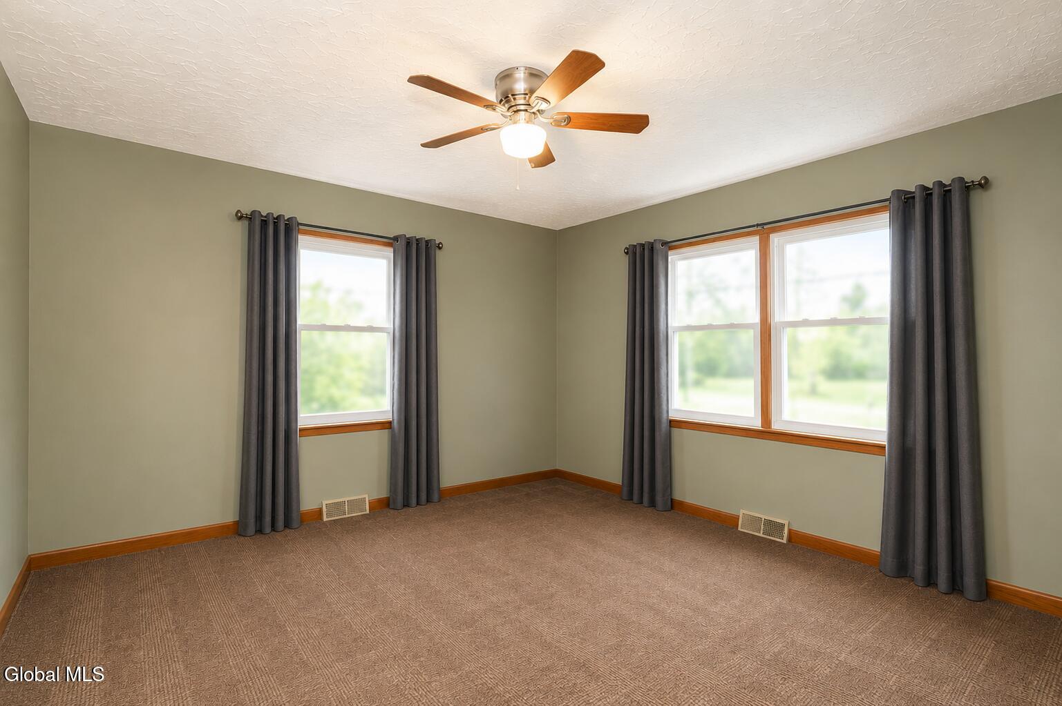 90 Clizbe Avenue Amsterdam NY 12010