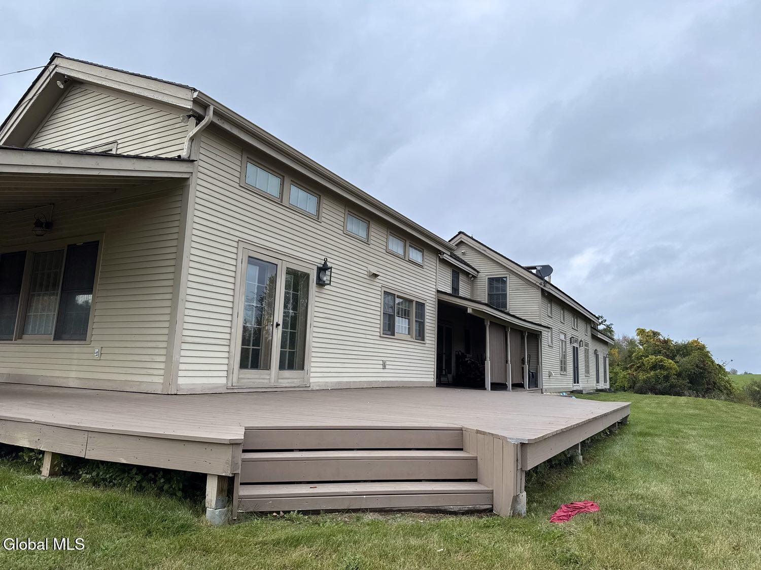 118 Middle Road Essex NY 12936