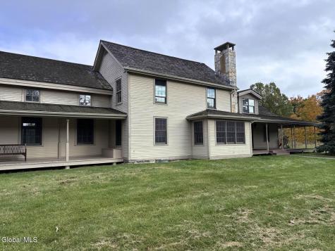 118 Middle Road Essex NY 12936