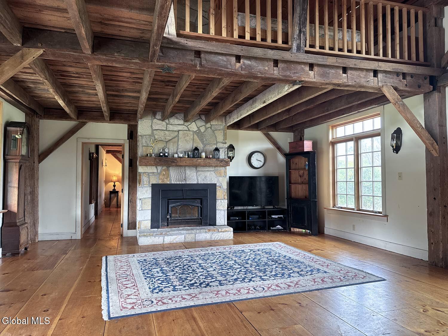 118 Middle Road Essex NY 12936