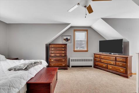 101 Waterman Avenue Colonie NY 12205