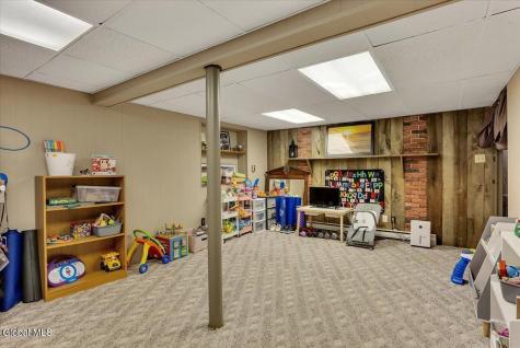 101 Waterman Avenue Colonie NY 12205