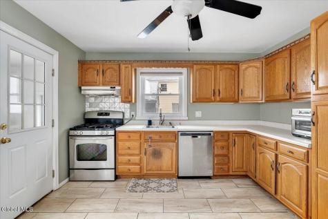 101 Waterman Avenue Colonie NY 12205