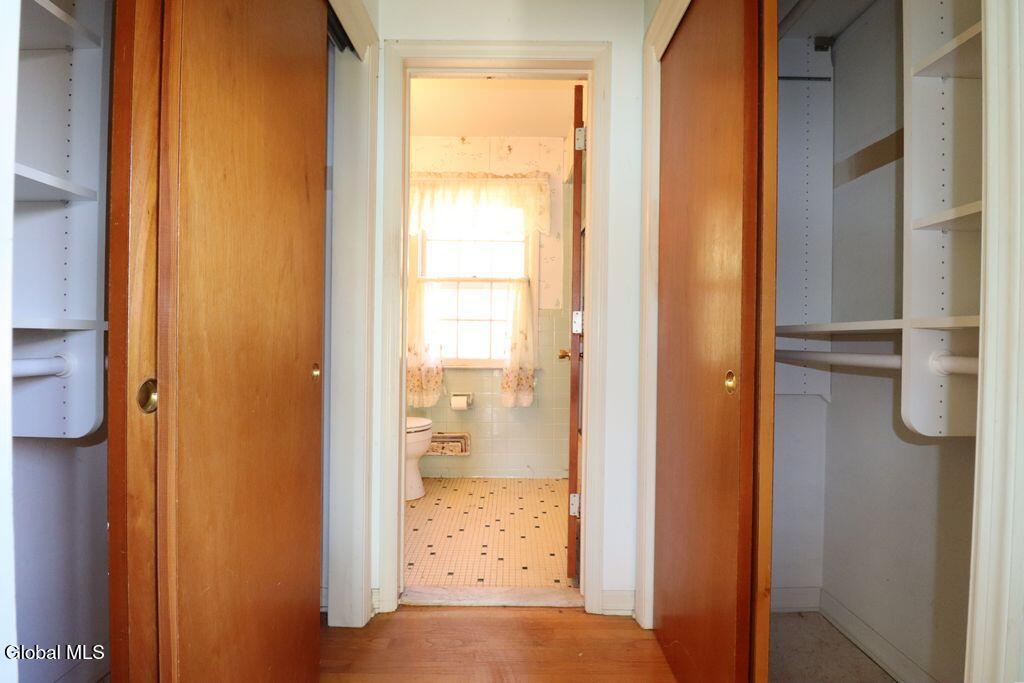 2463 Brookshire Drive Niskayuna NY 12309