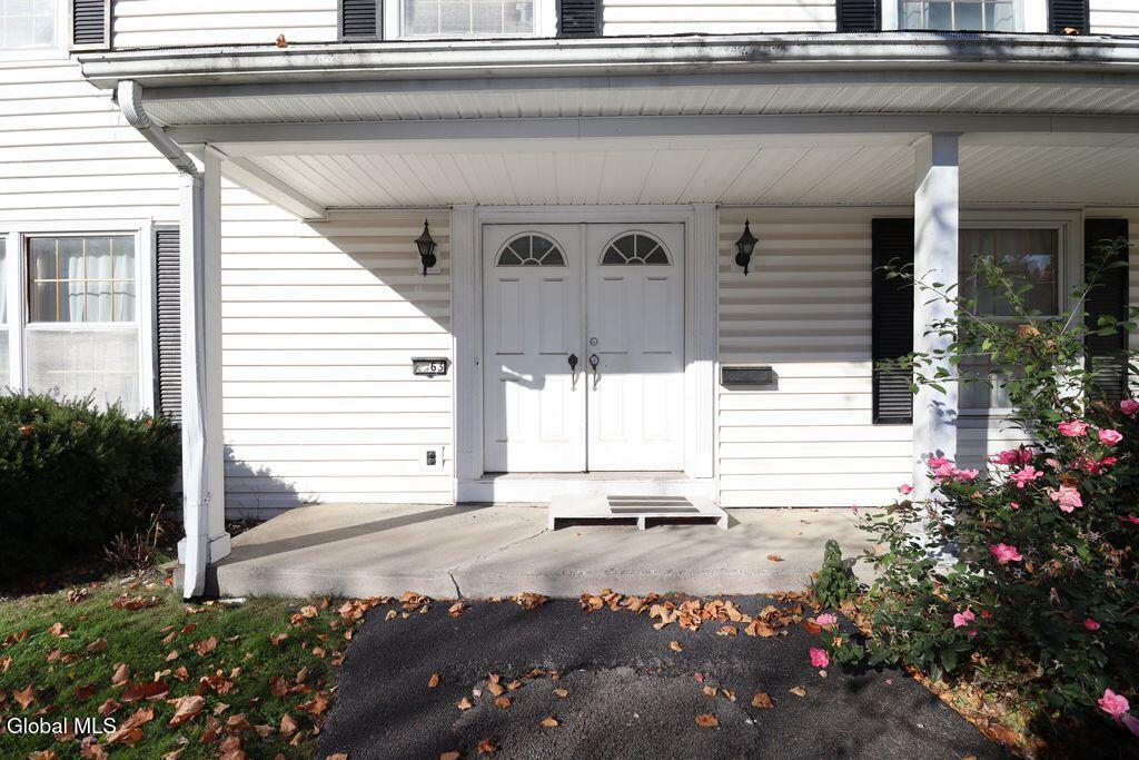 2463 Brookshire Drive Niskayuna NY 12309