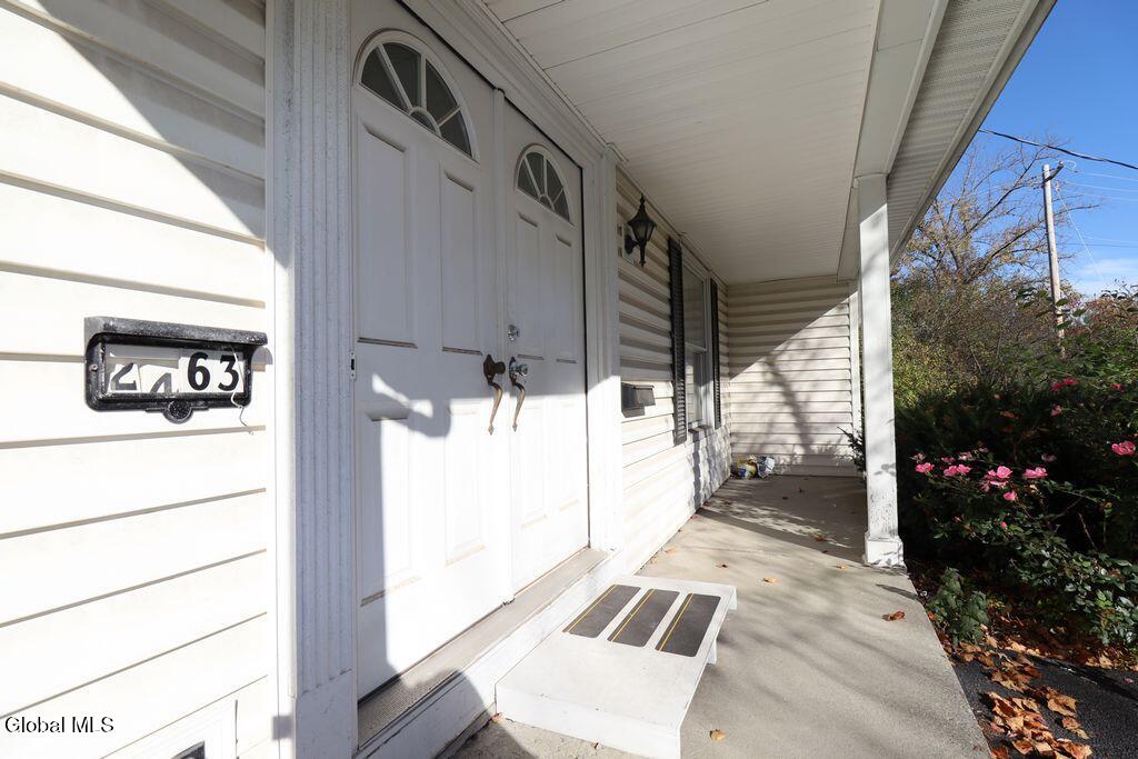 2463 Brookshire Drive Niskayuna NY 12309