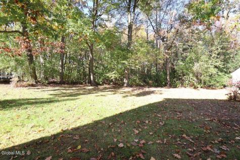 2463 Brookshire Drive Niskayuna NY 12309
