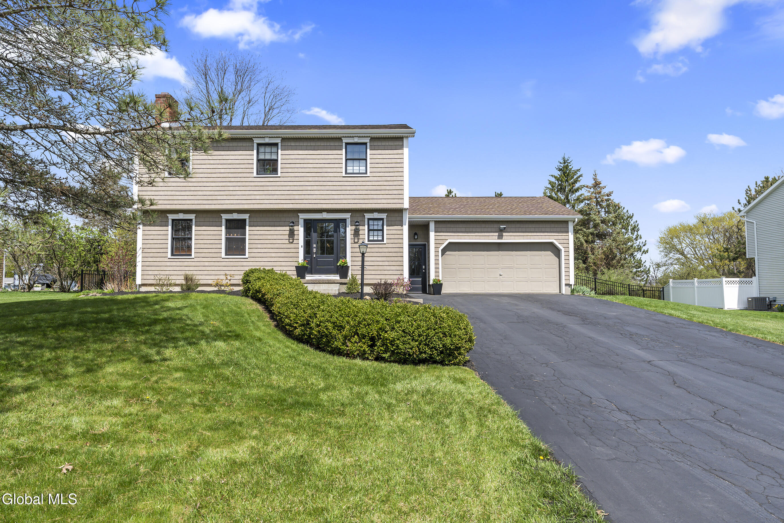 3 Cephalonia Drive Niskayuna NY 12309