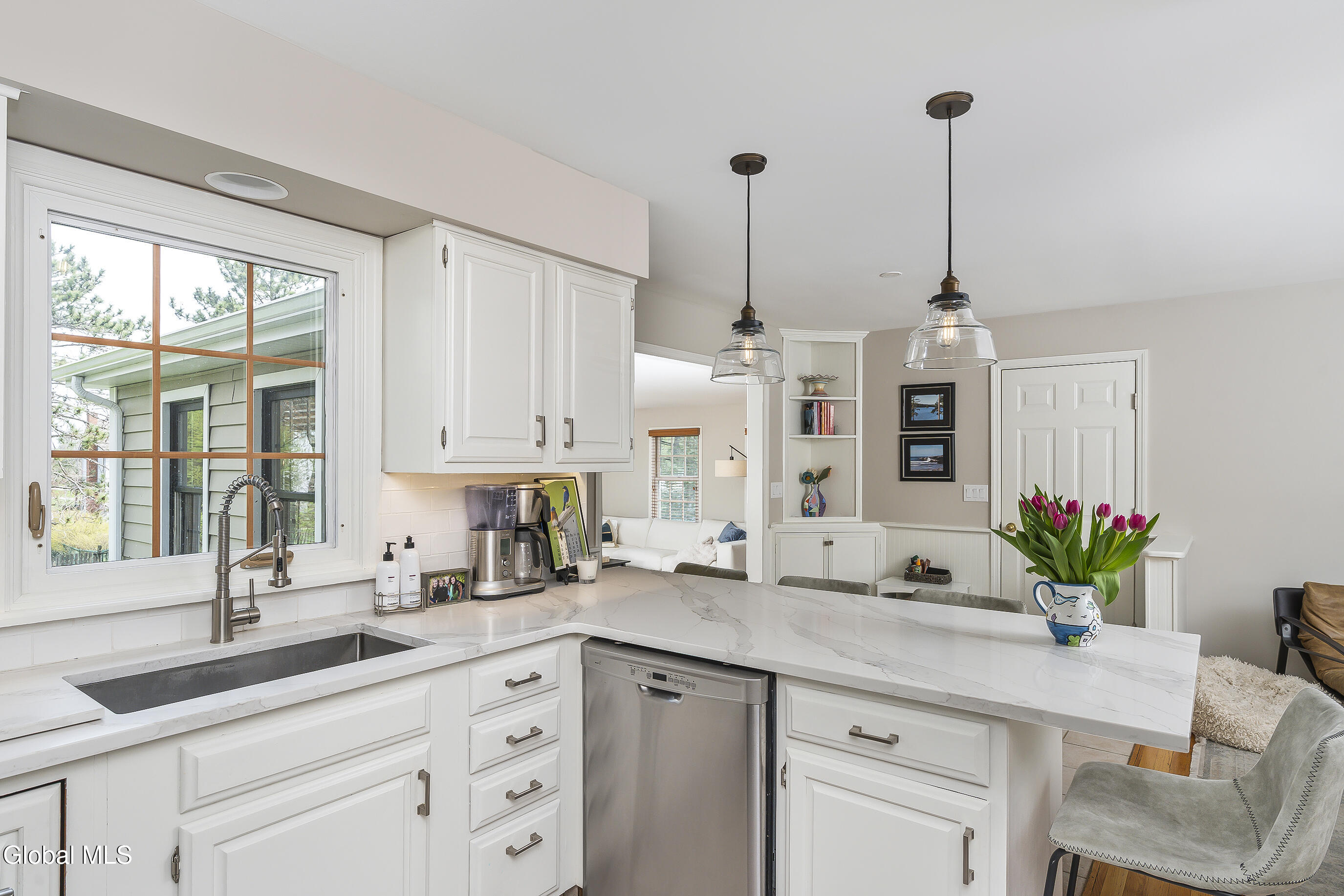 3 Cephalonia Drive Niskayuna NY 12309