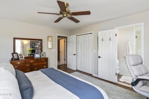 3 Cephalonia Drive Niskayuna NY 12309
