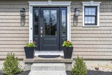 3 Cephalonia Drive Niskayuna NY 12309