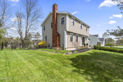 3 Cephalonia Drive Niskayuna NY 12309