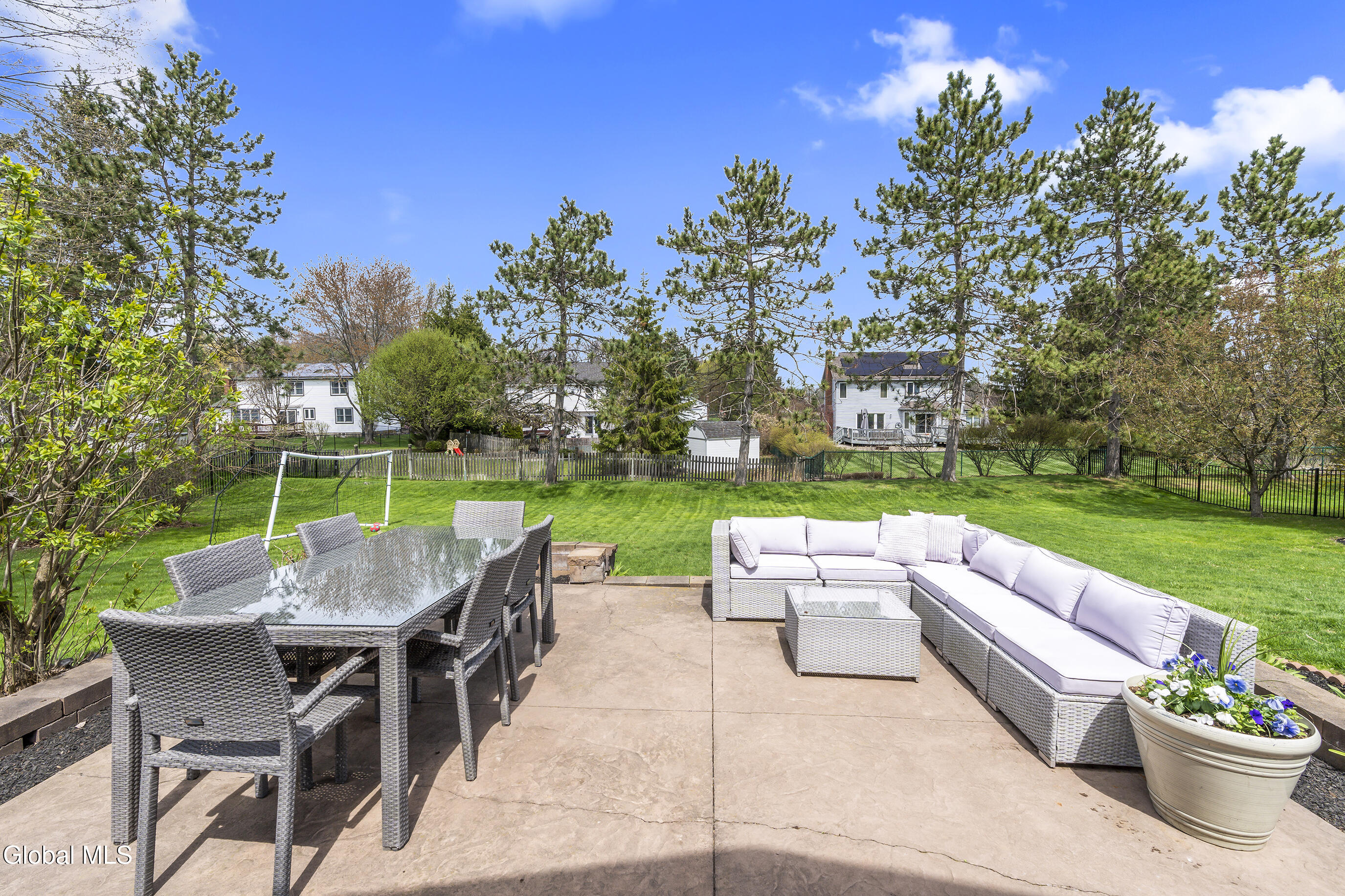 3 Cephalonia Drive Niskayuna NY 12309