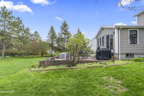 3 Cephalonia Drive Niskayuna NY 12309