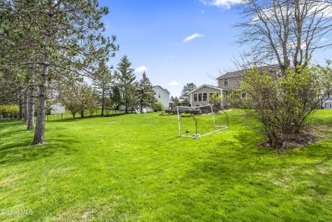3 Cephalonia Drive Niskayuna NY 12309
