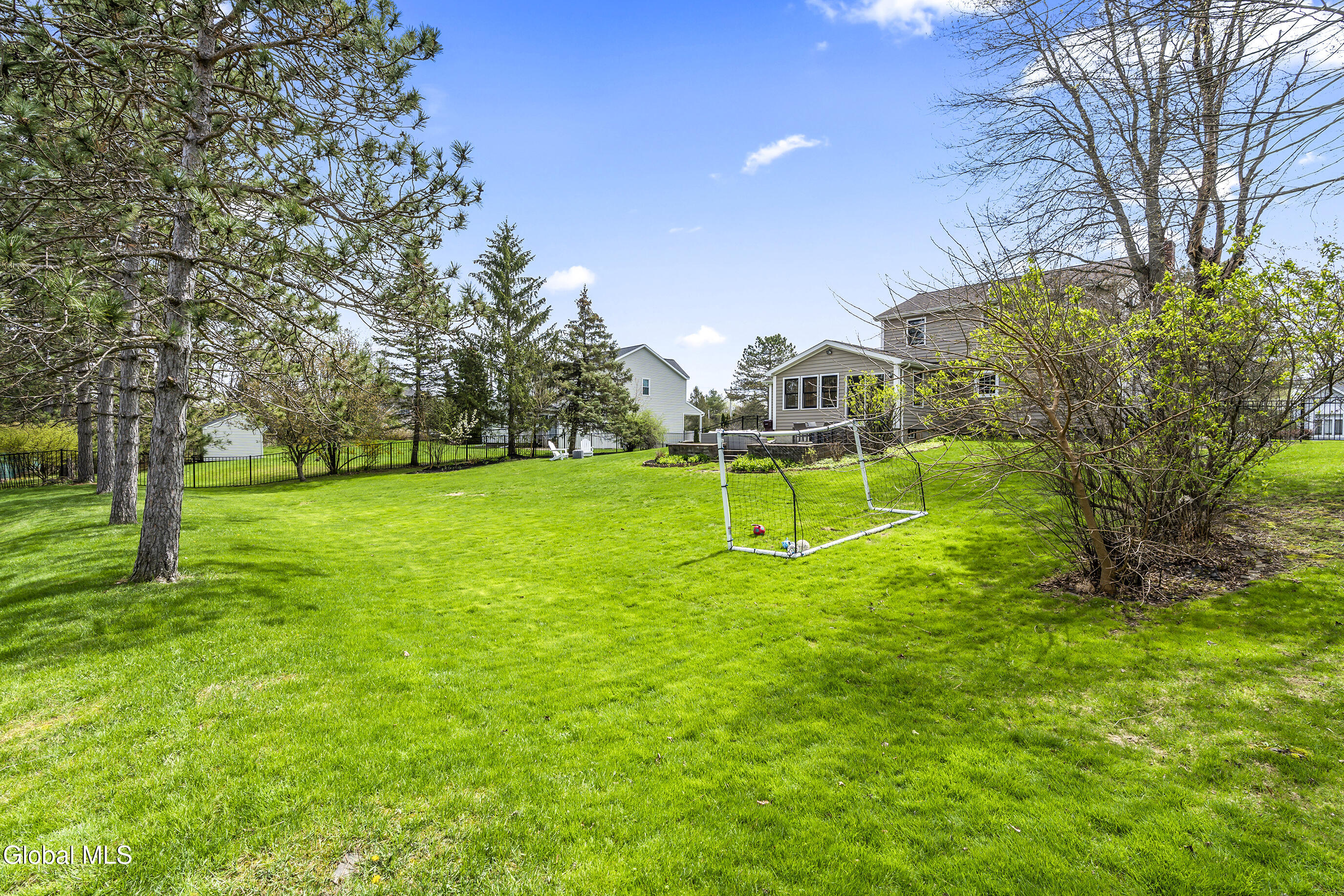 3 Cephalonia Drive Niskayuna NY 12309