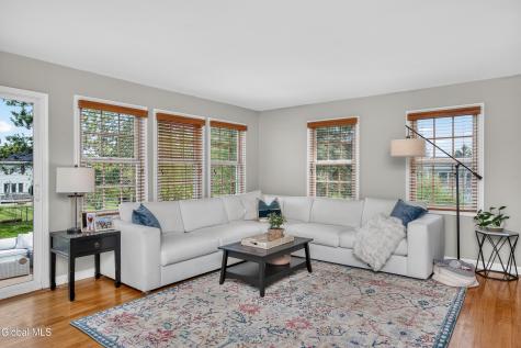 3 Cephalonia Drive Niskayuna NY 12309