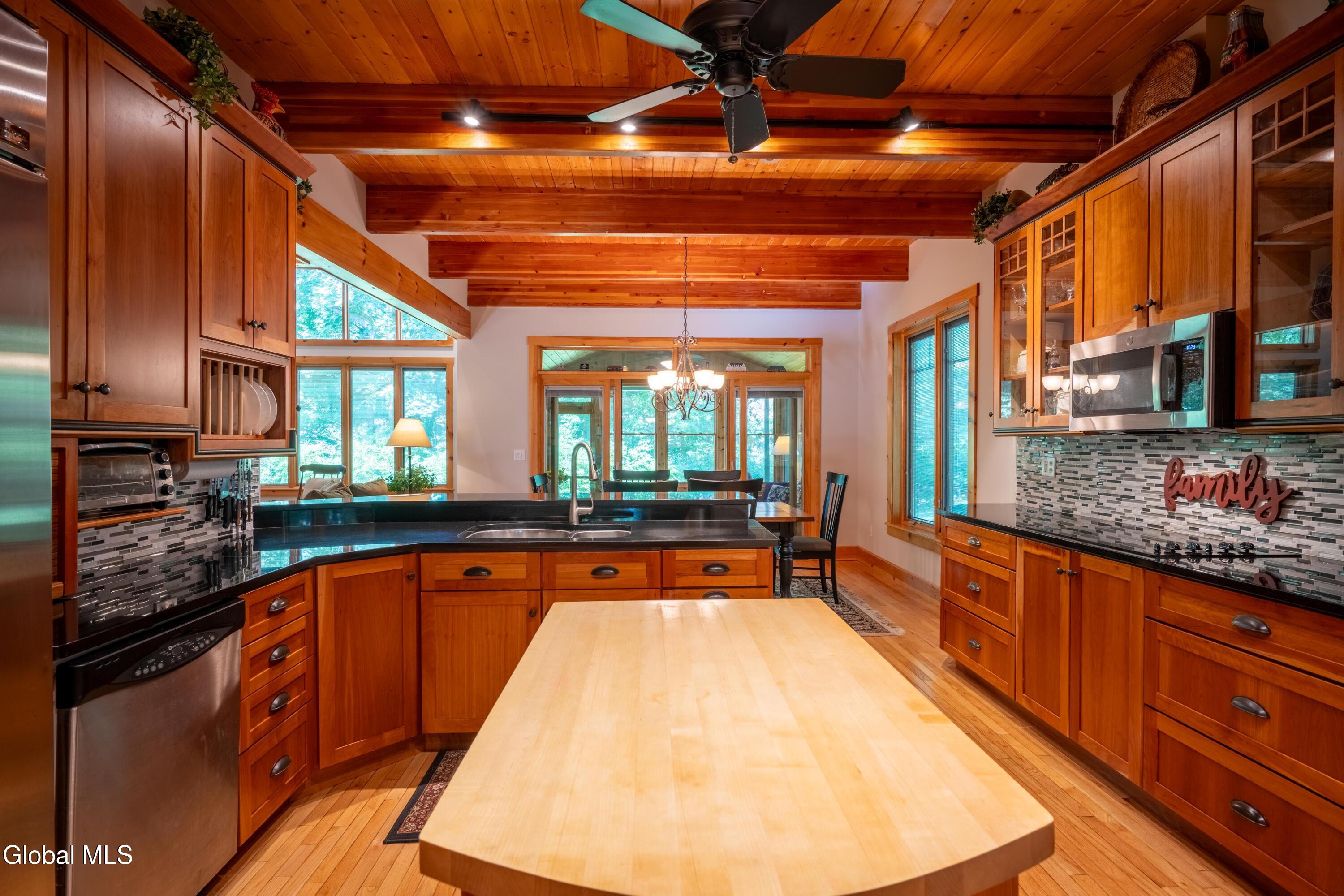27 Bobkat Lane Silver Bay NY 12836