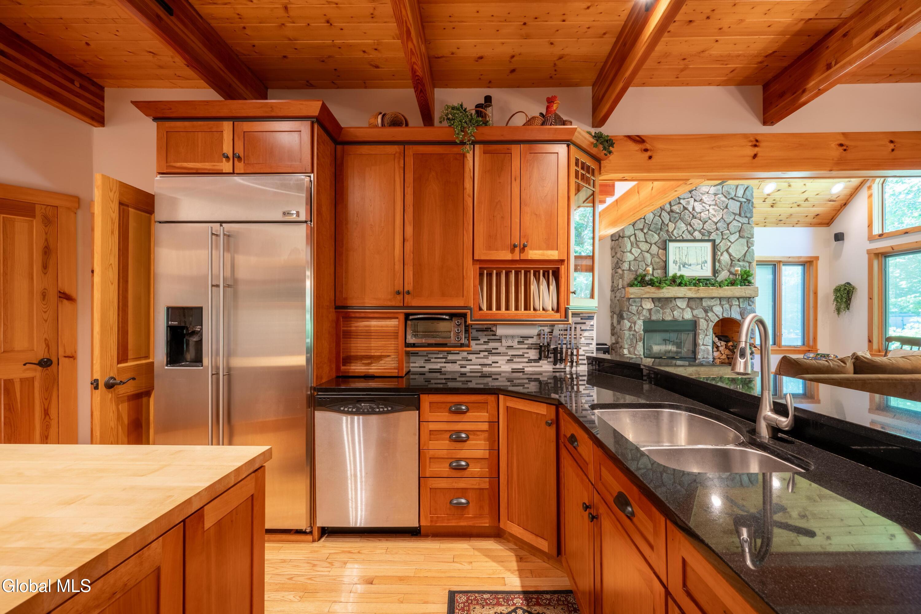 27 Bobkat Lane Silver Bay NY 12836