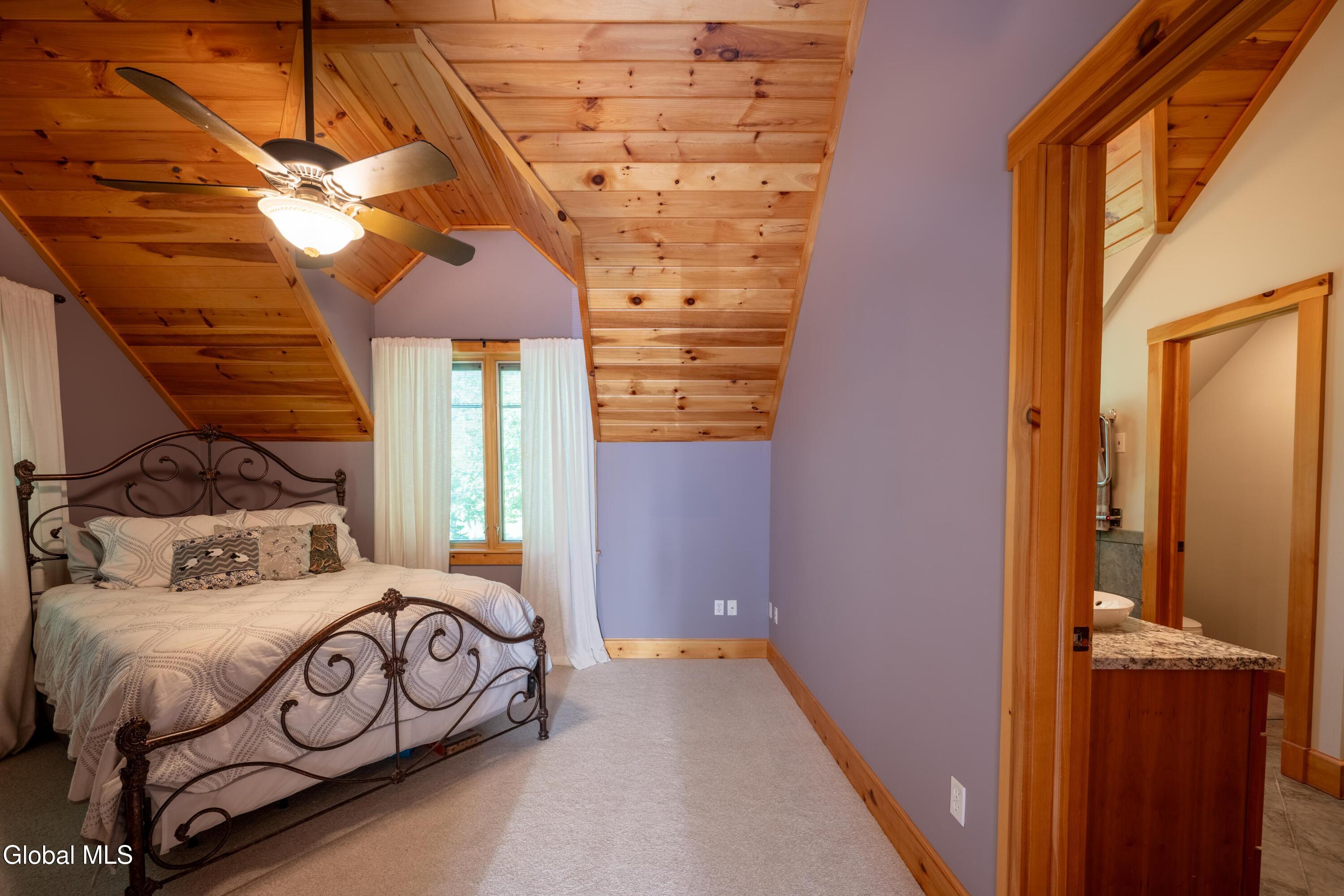 27 Bobkat Lane Silver Bay NY 12836
