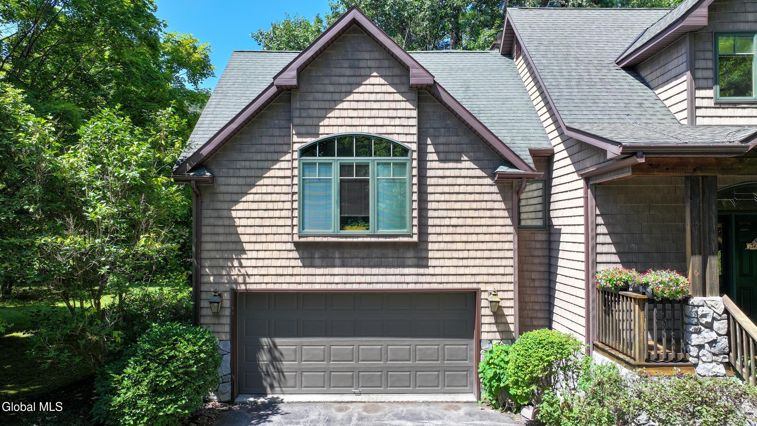 27 Bobkat Lane Silver Bay NY 12836