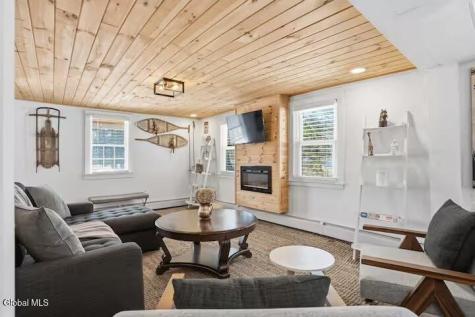 130 Lustig Road Hunter NY 12442