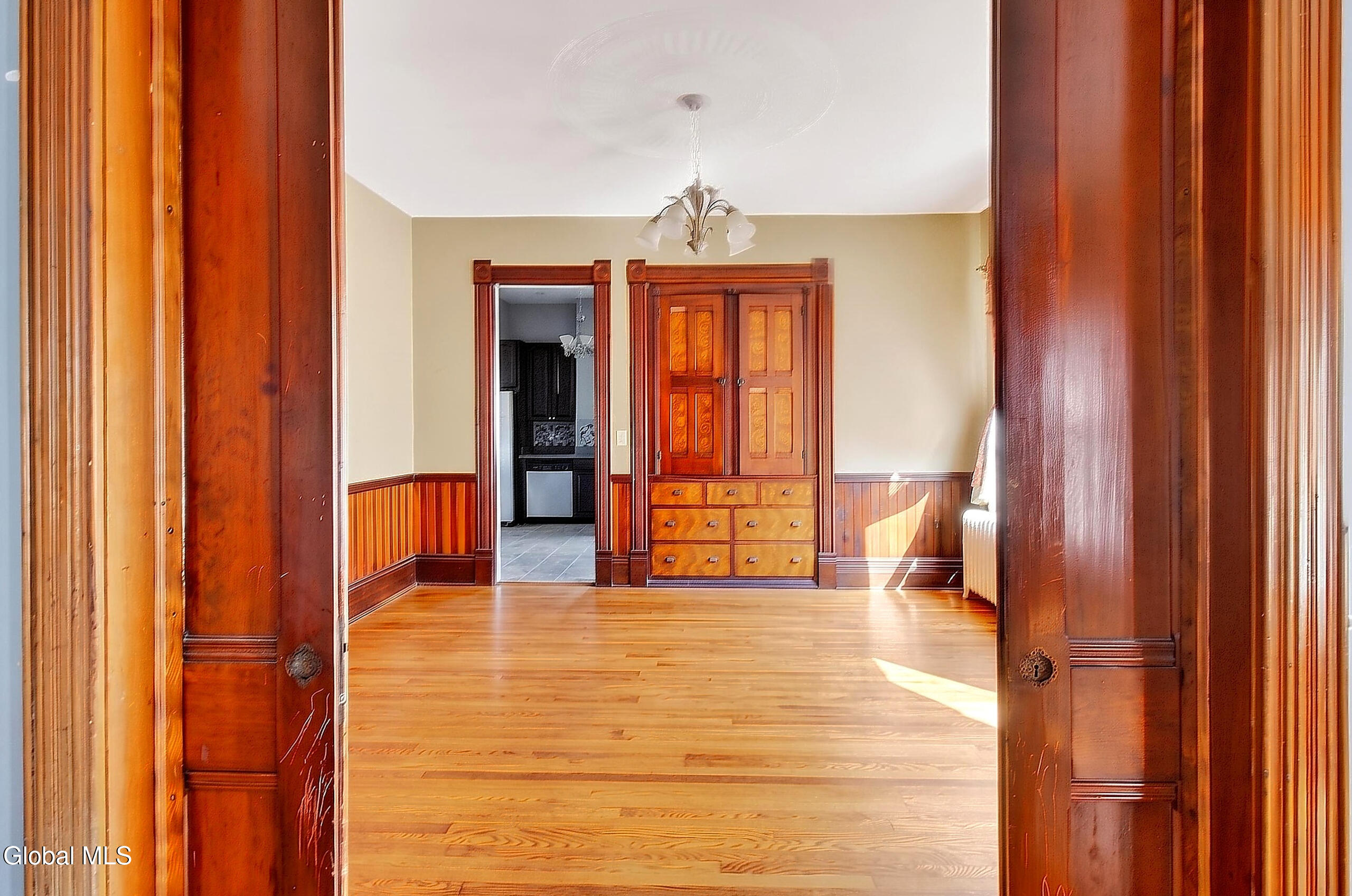 18 Grove Street Baldwinsville NY 13027