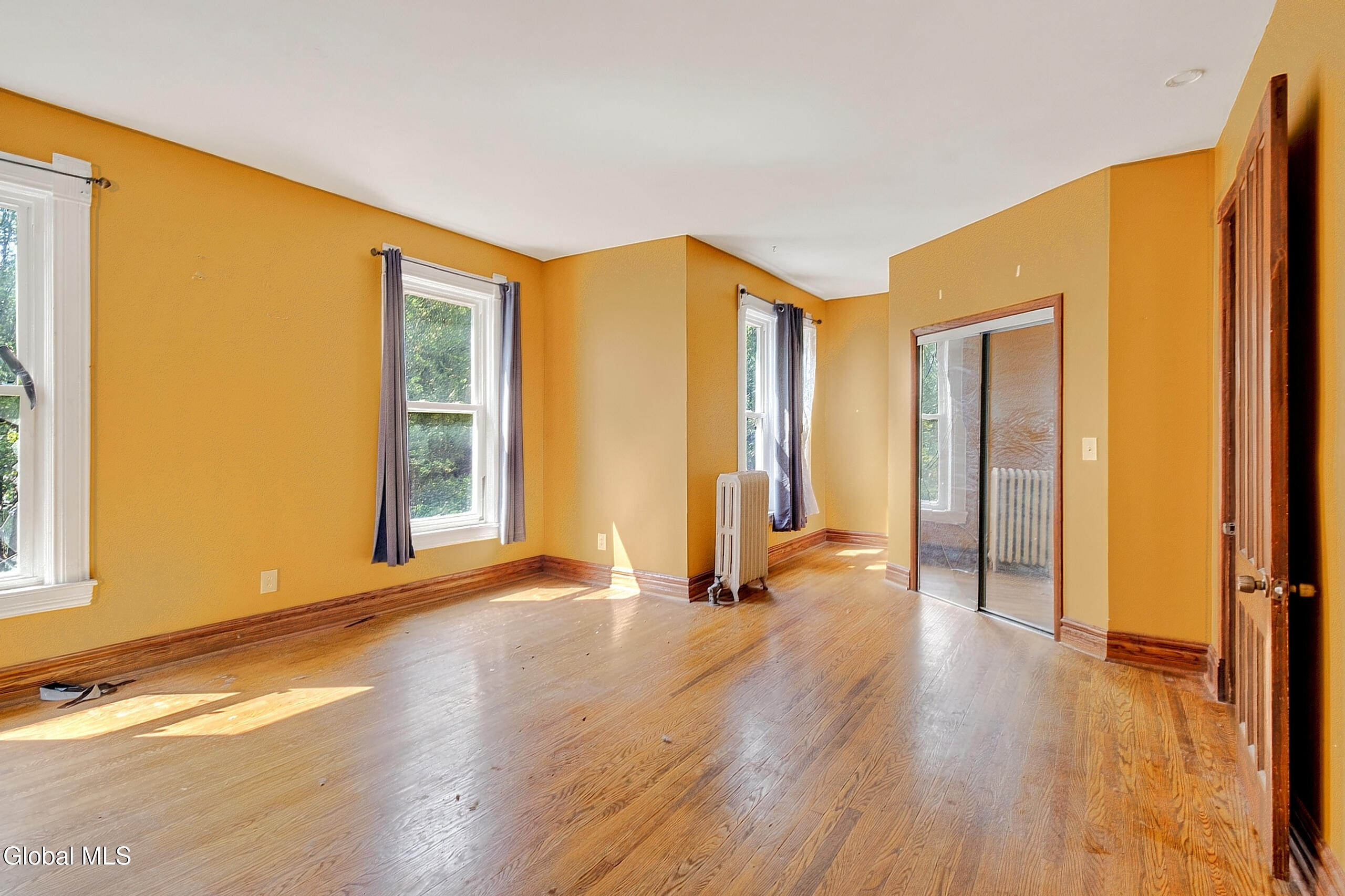 18 Grove Street Baldwinsville NY 13027