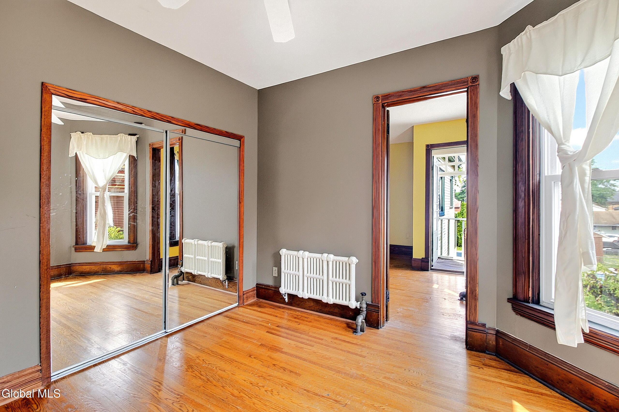 18 Grove Street Baldwinsville NY 13027