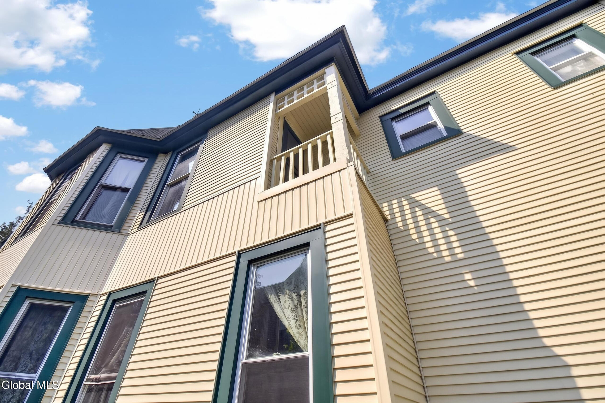 18 Grove Street Baldwinsville NY 13027