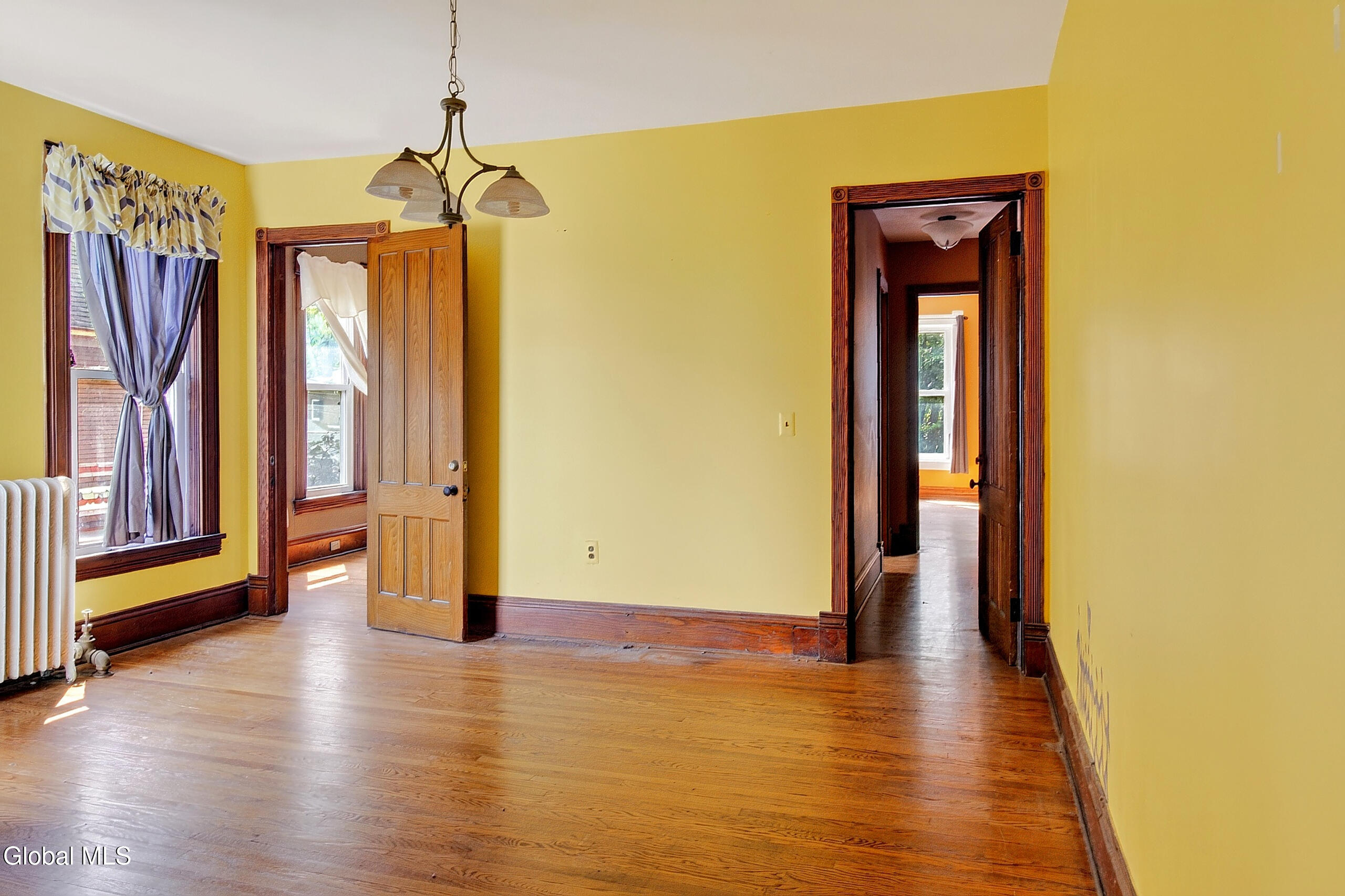 18 Grove Street Baldwinsville NY 13027