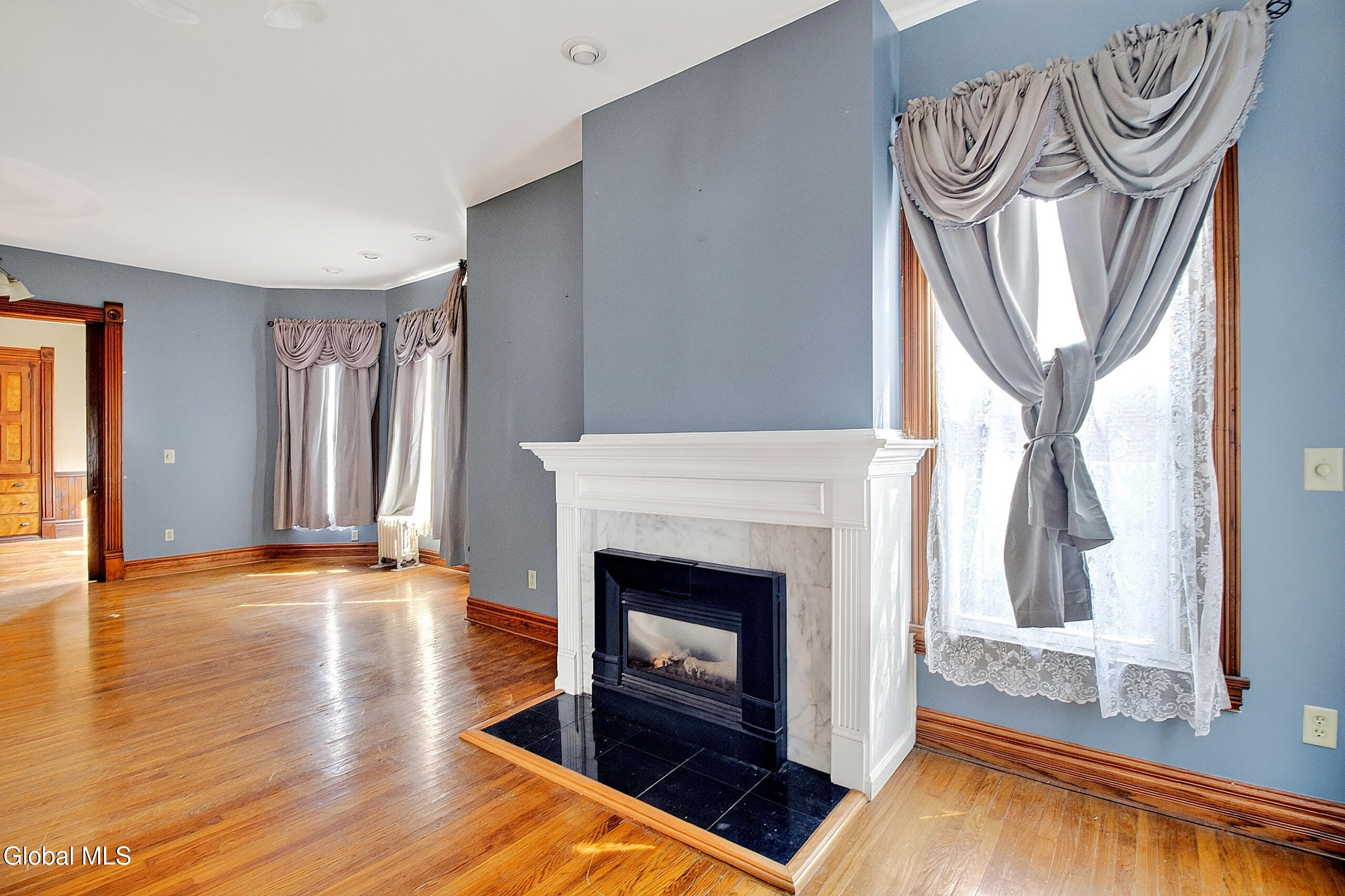 18 Grove Street Baldwinsville NY 13027