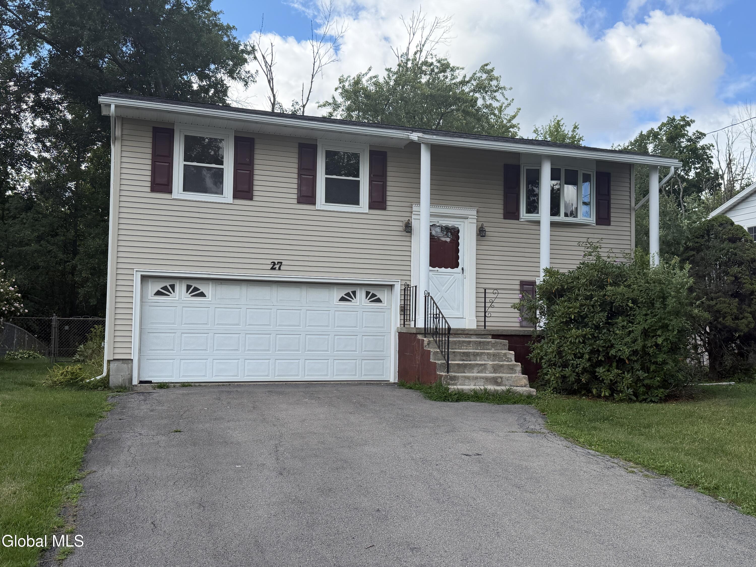 27 Holly Boulevard Scotia NY 12302