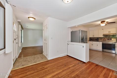 87 Buckingham Drive Albany NY 12208