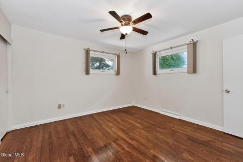 87 Buckingham Drive Albany NY 12208