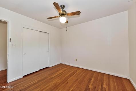 87 Buckingham Drive Albany NY 12208