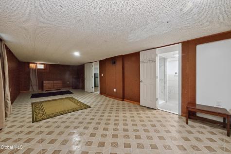 87 Buckingham Drive Albany NY 12208